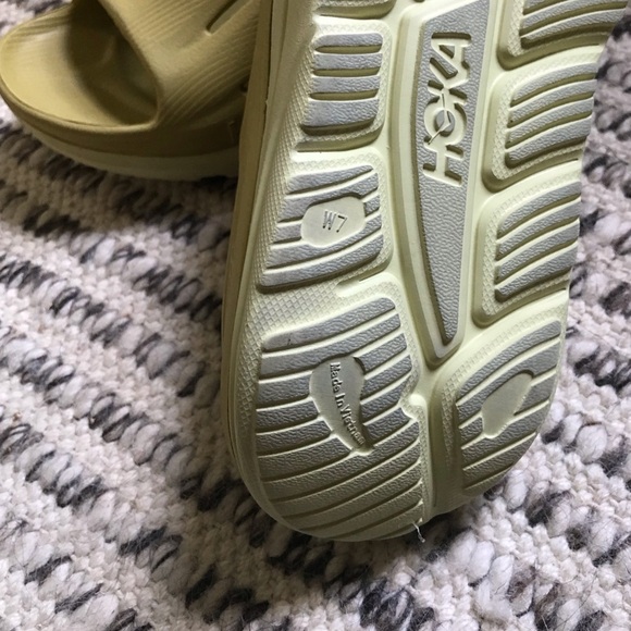 Hoka Ora Recovery Slide, slip-on sandal, size 7 ,green - Picture 6 of 6
